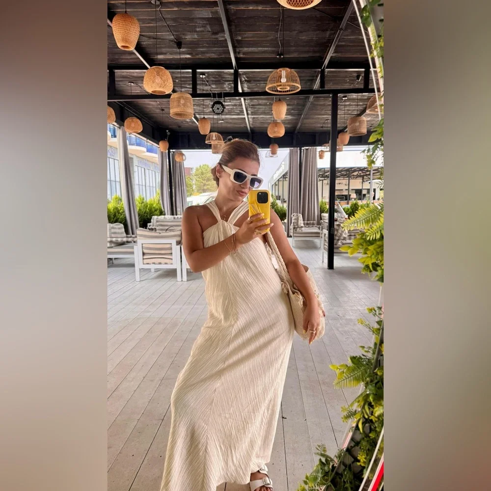 COMMENSE NWT CREAMY KNOT MAXI DRESS - Picture 5 of 7
